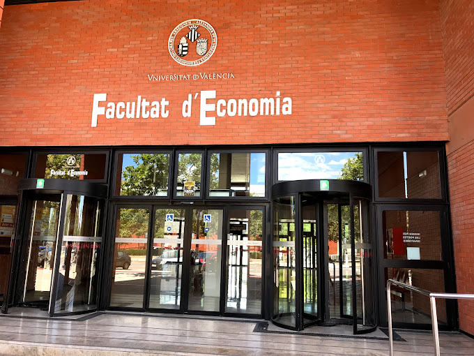 3- دانشگاه اقتصادی والنسیا (University of Valencia - Faculty of Economics)
